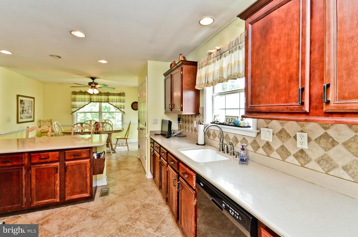 WALDEN - Residential Lease