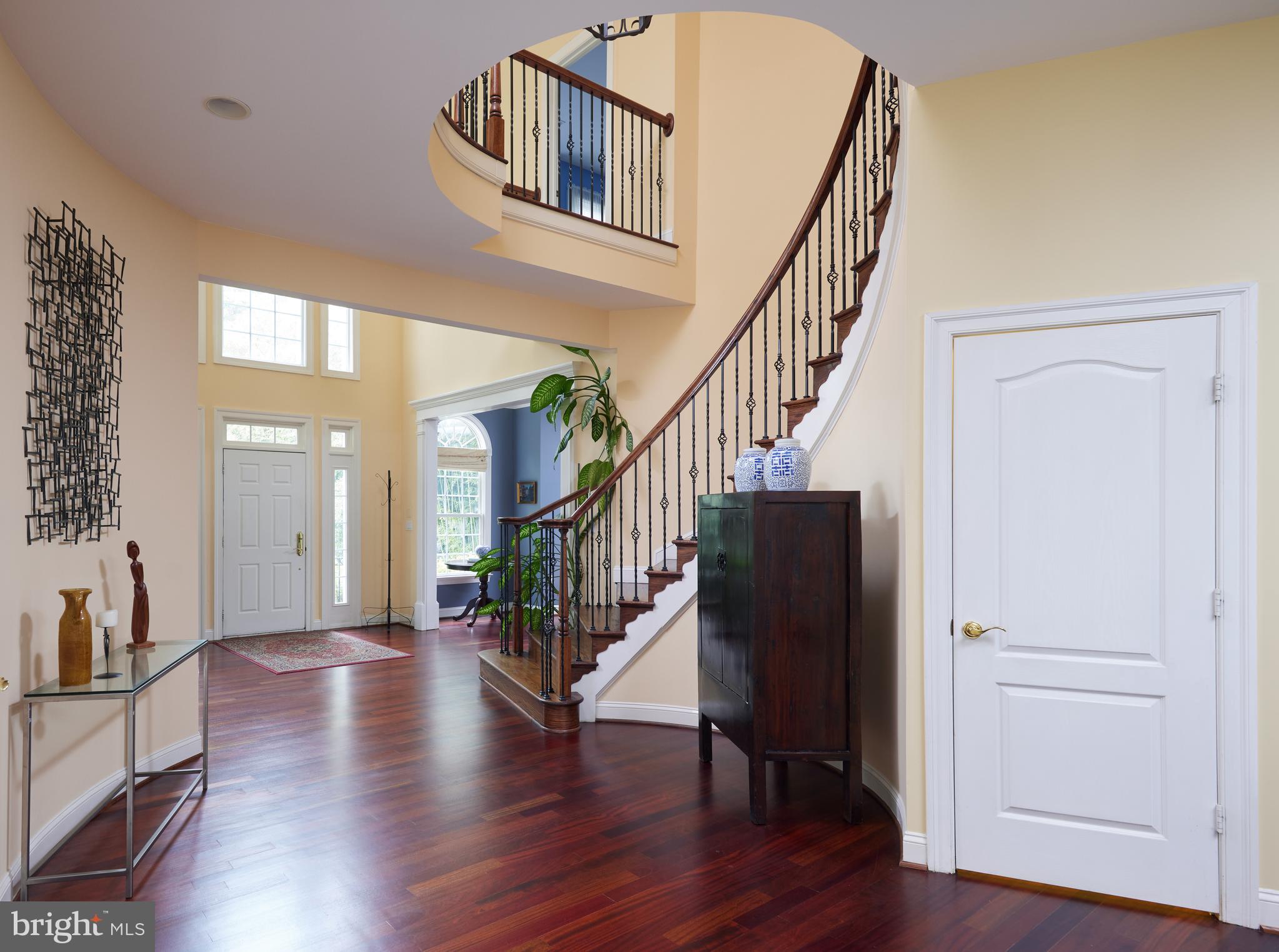 DARNESTOWN OUTSIDE - Residential