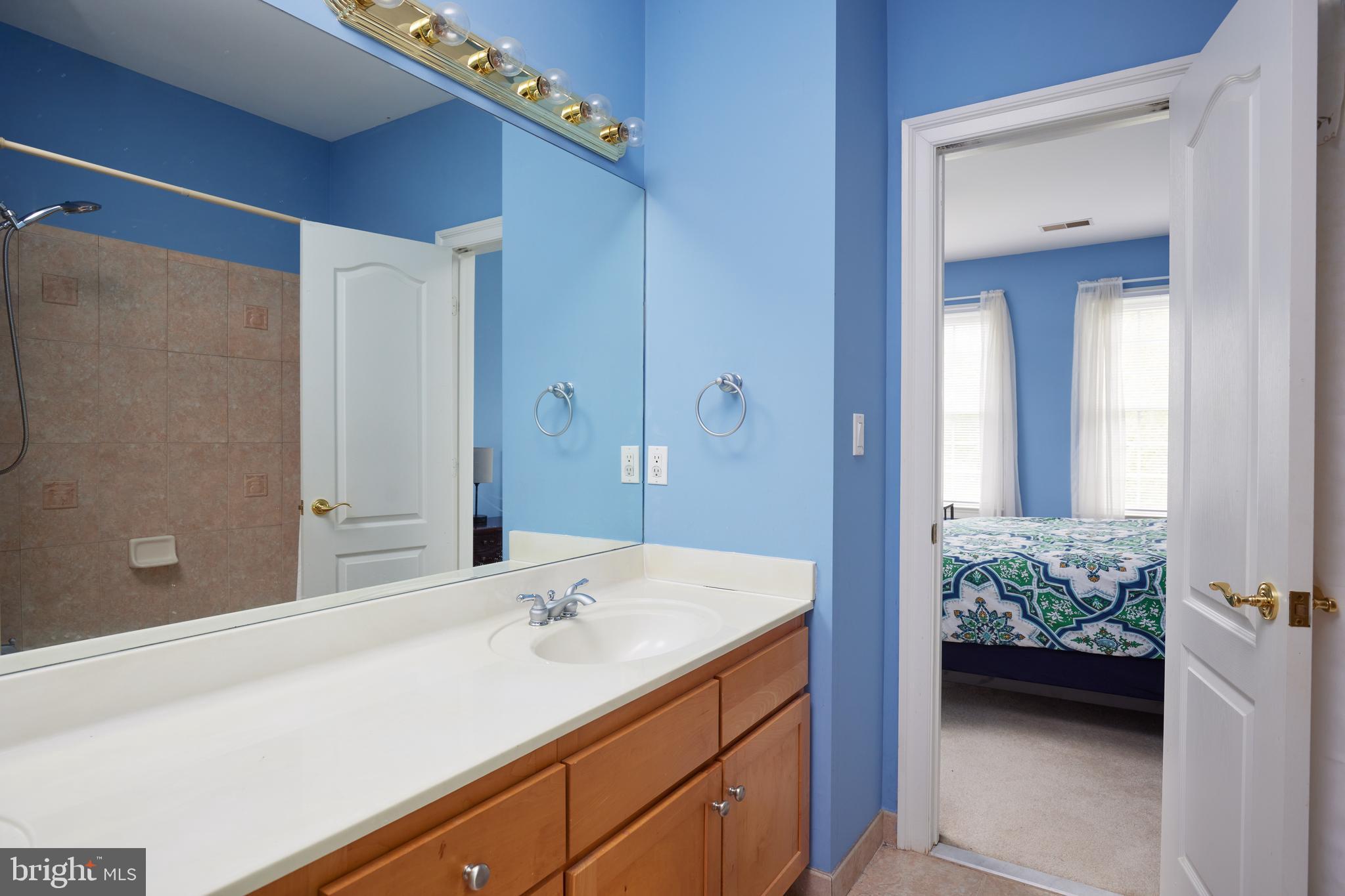 DARNESTOWN OUTSIDE - Residential