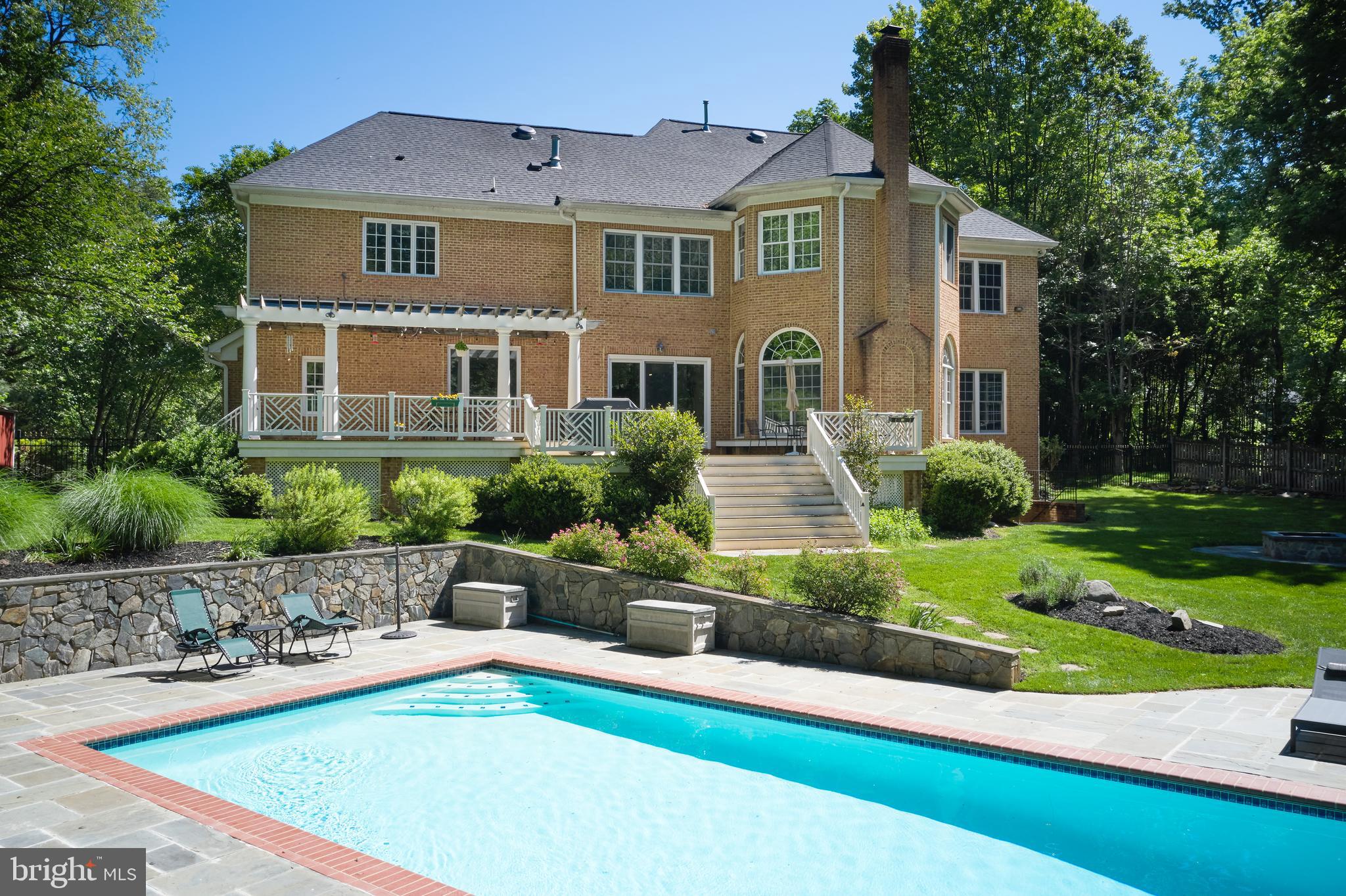 15410 RIVER ROAD