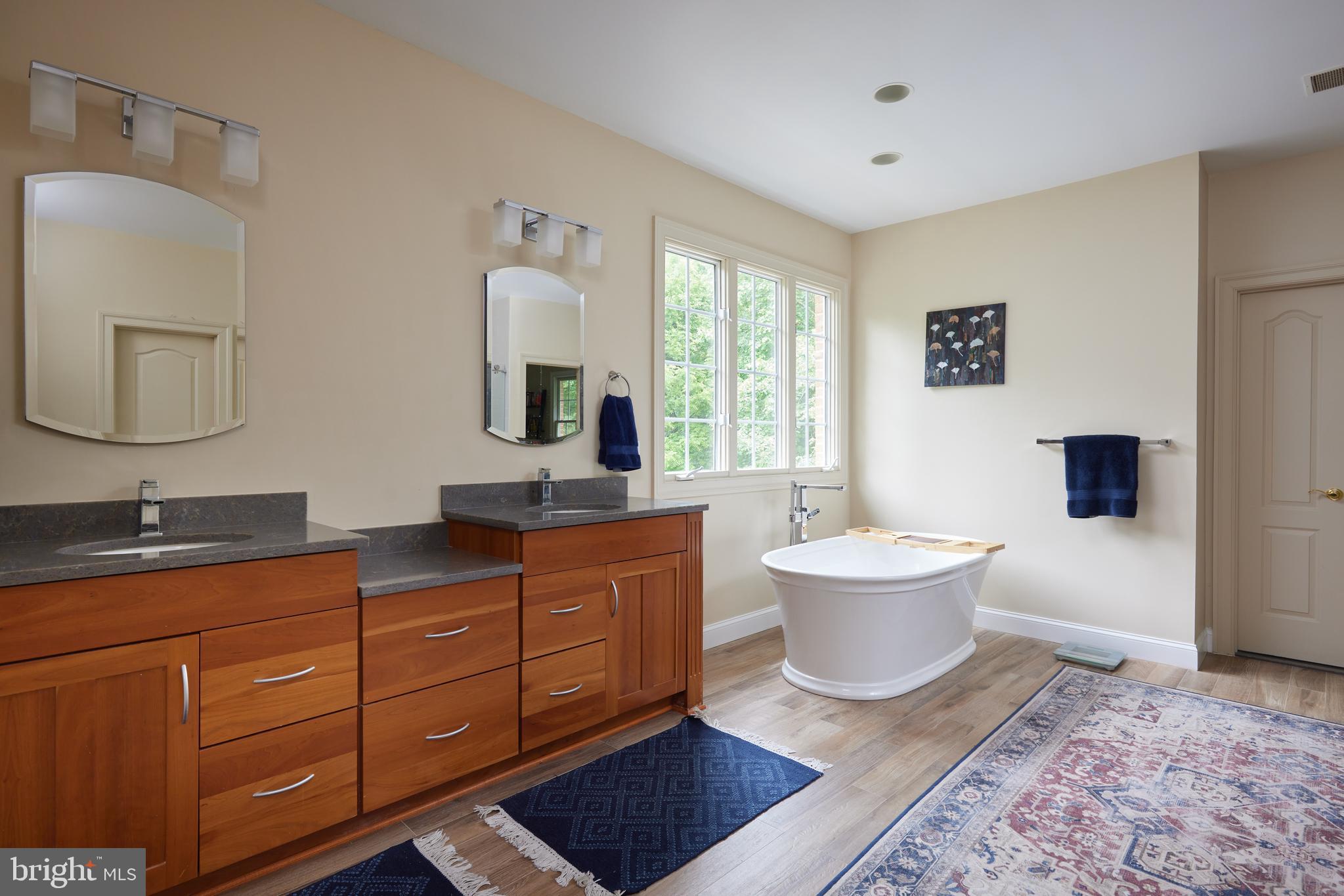 DARNESTOWN OUTSIDE - Residential