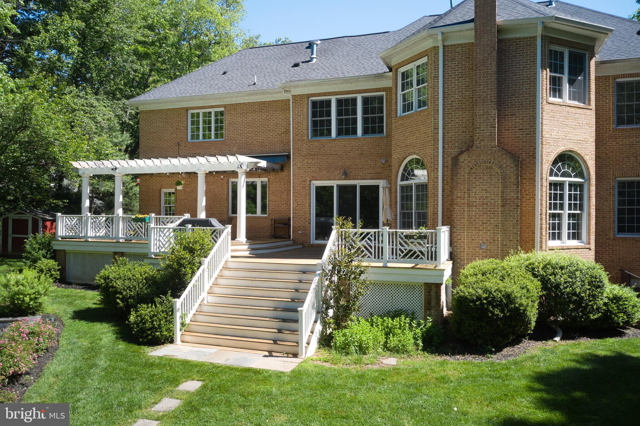 DARNESTOWN OUTSIDE - Residential