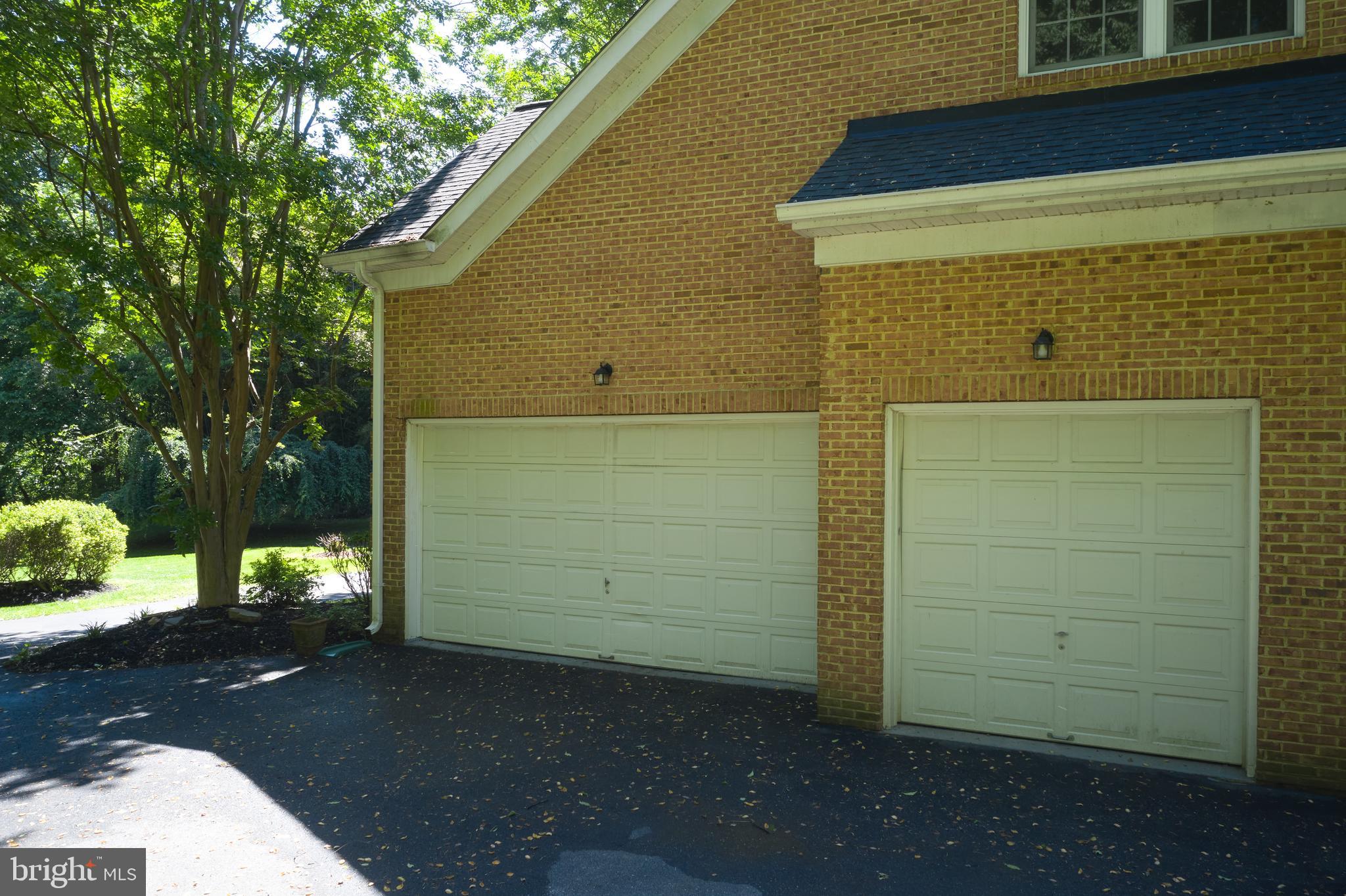 DARNESTOWN OUTSIDE - Residential