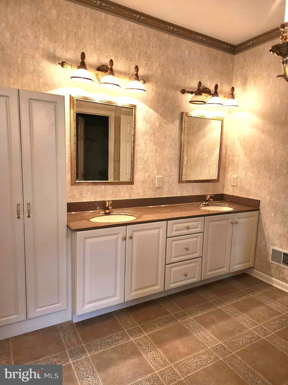 GREENWICH PARK - Residential