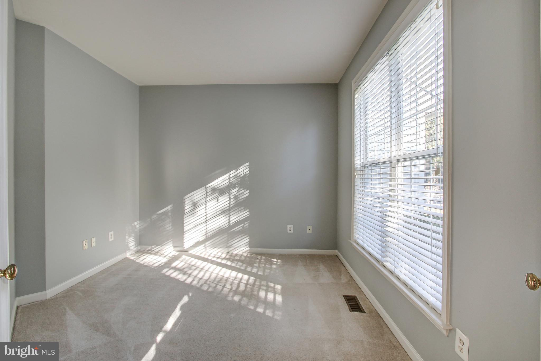 MEADOWS OF MINNIEVILLE - Residential