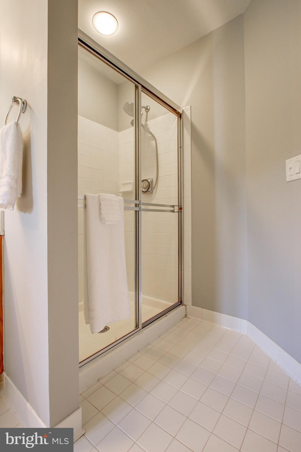 MEADOWS OF MINNIEVILLE - Residential