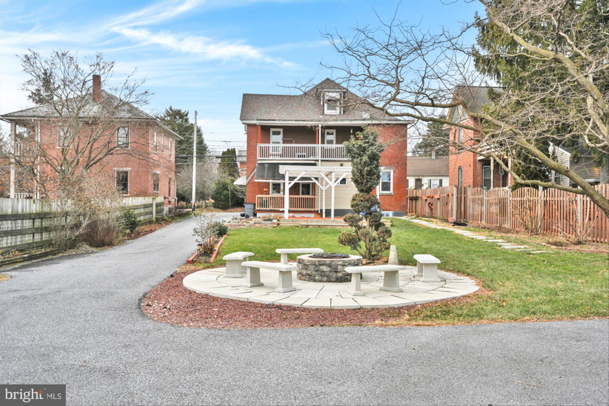 LITITZ BOROUGH - Residential