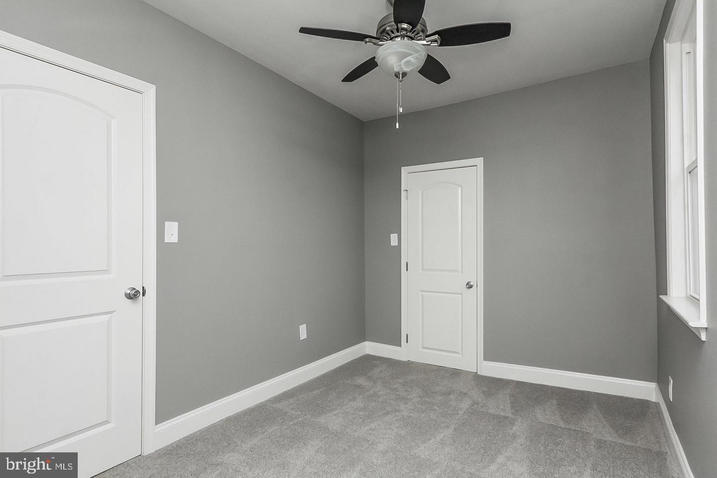 LANDSDOWNE - Residential