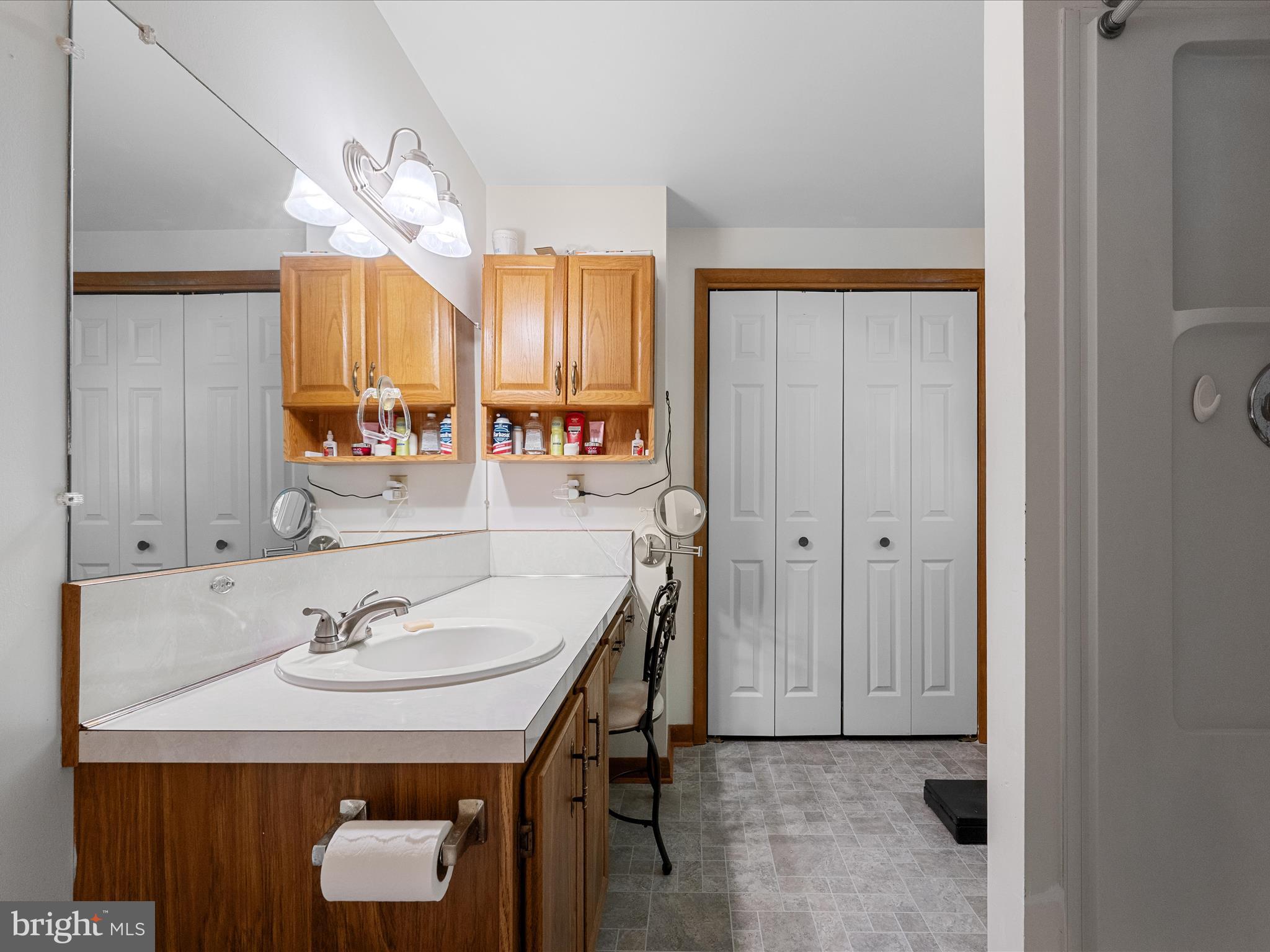 NONE UNRESTRICTED - Residential