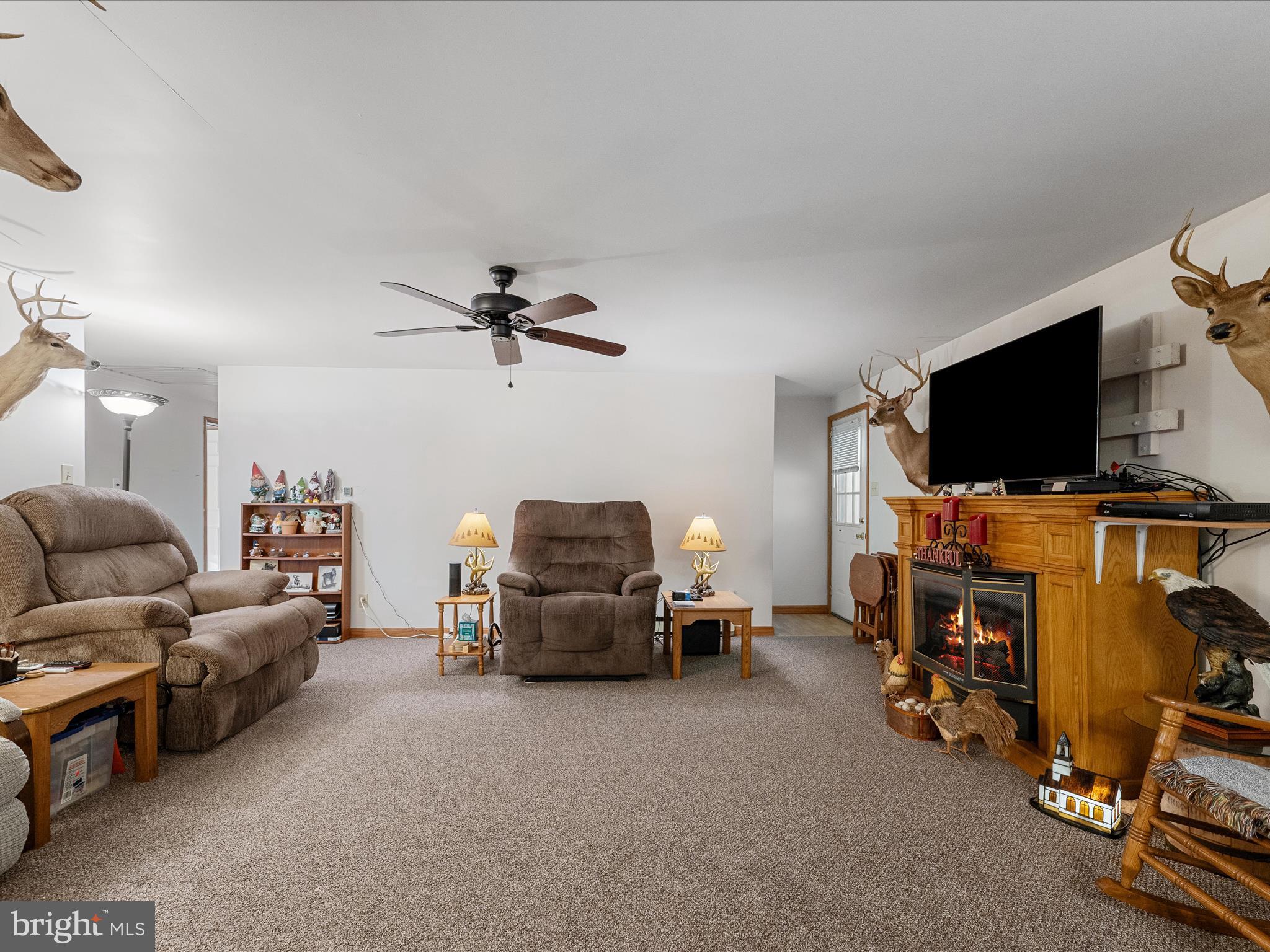 NONE UNRESTRICTED - Residential