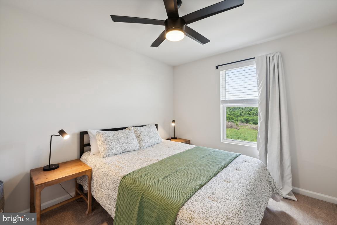 PRESIDENTS POINTE - Residential Lease