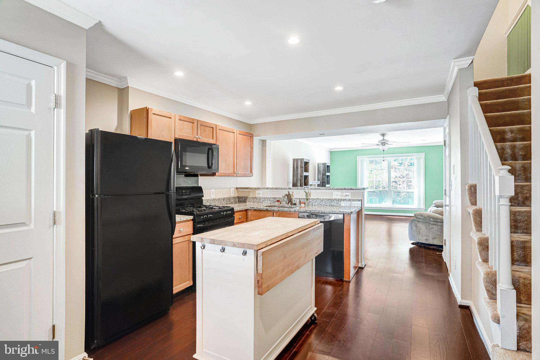 1313 N VAN DORN STREET