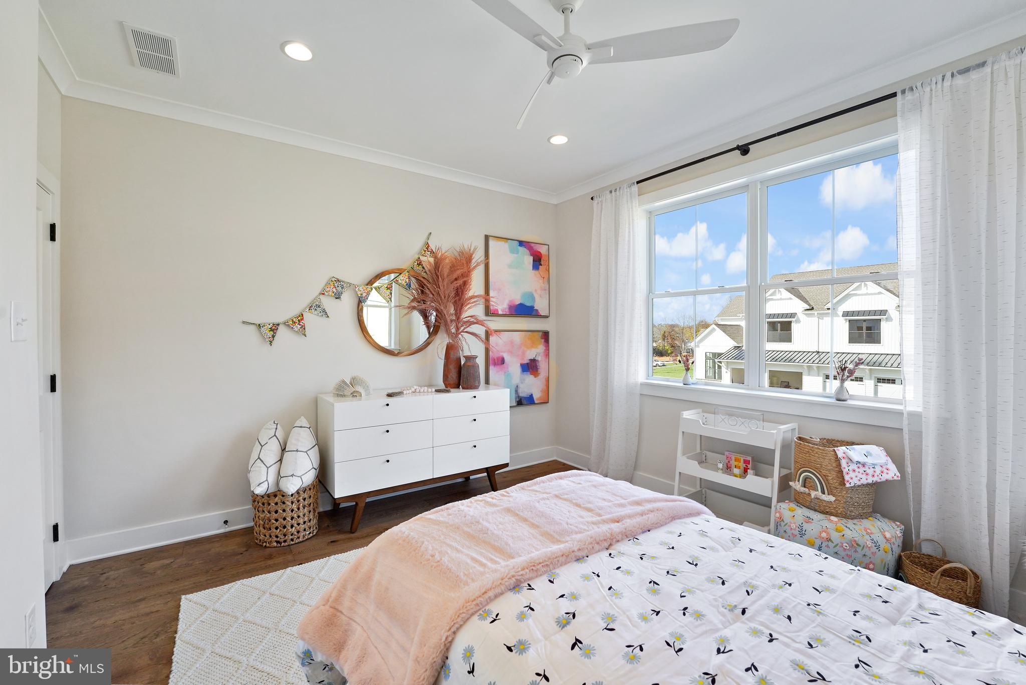 SAWMILL COURT - Residential