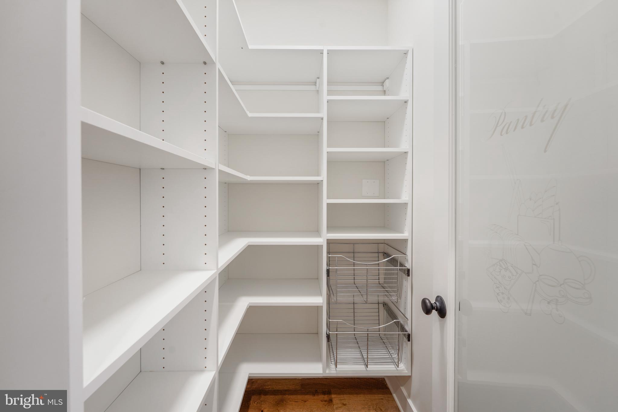 SAWMILL COURT - Residential