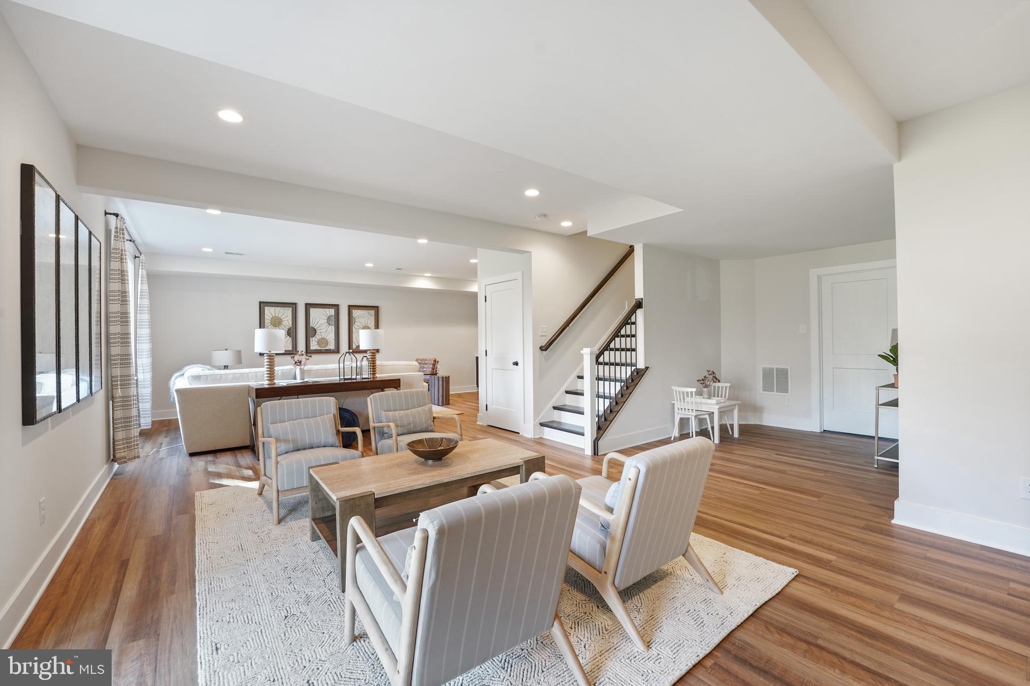 SAWMILL COURT - Residential