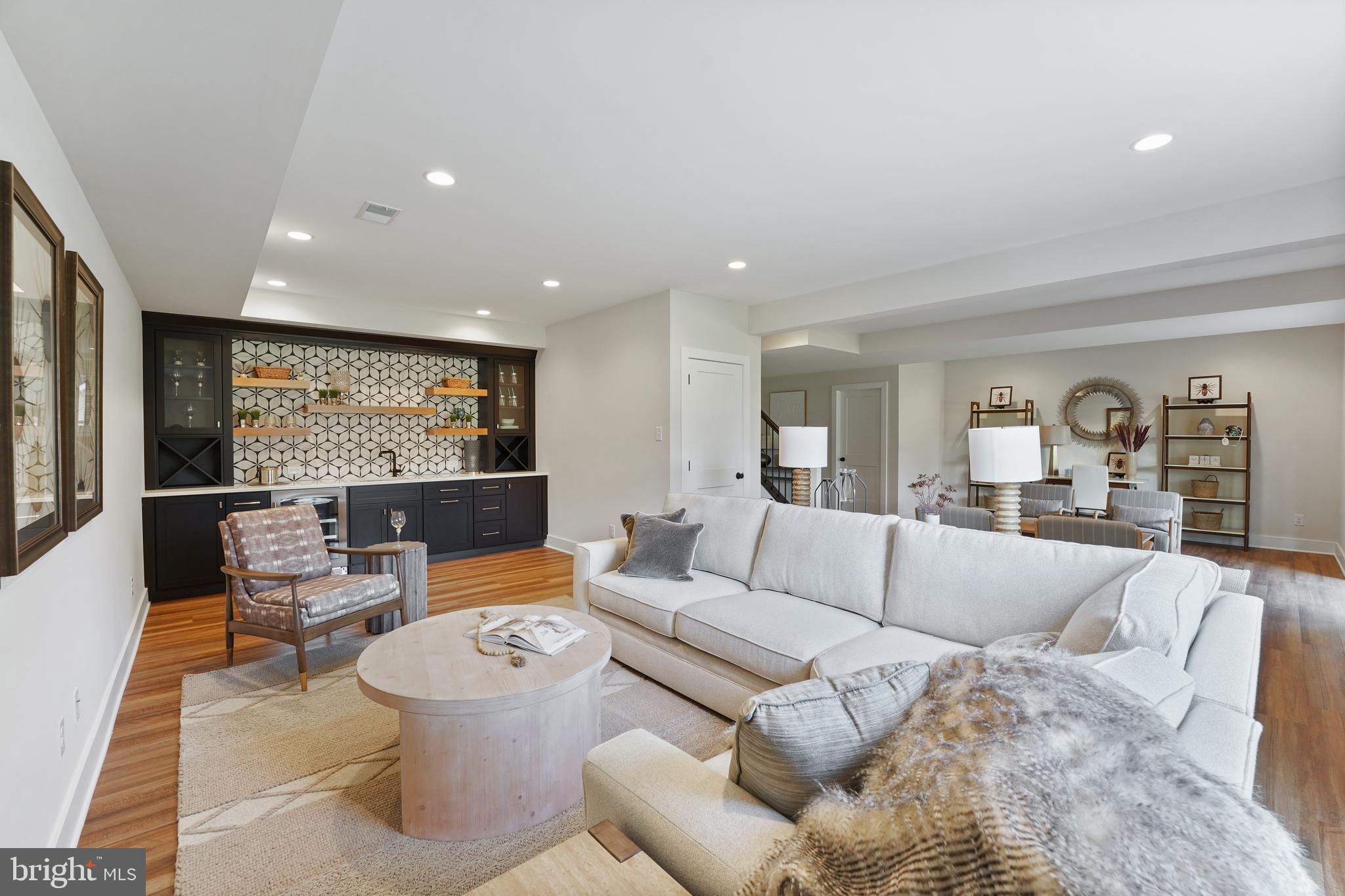 SAWMILL COURT - Residential