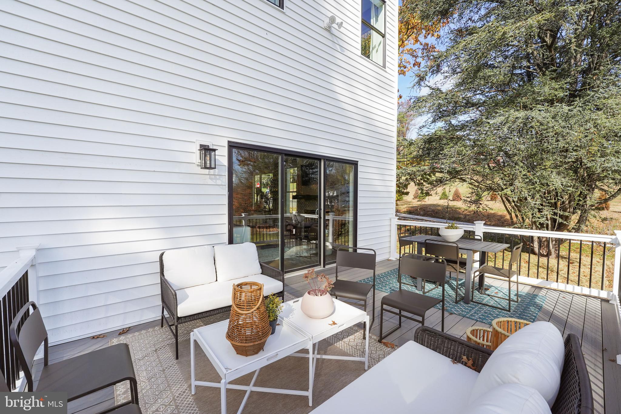 SAWMILL COURT - Residential