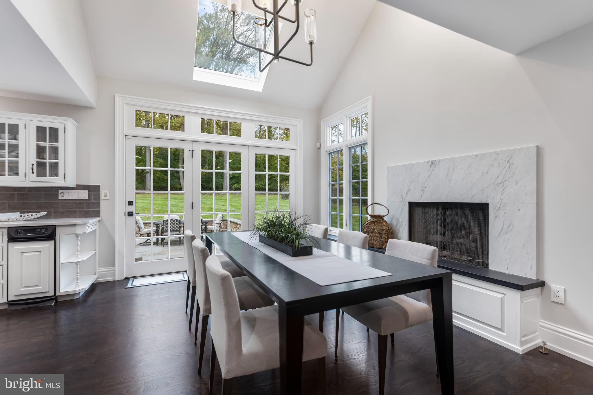 RADNOR HUNT - Residential