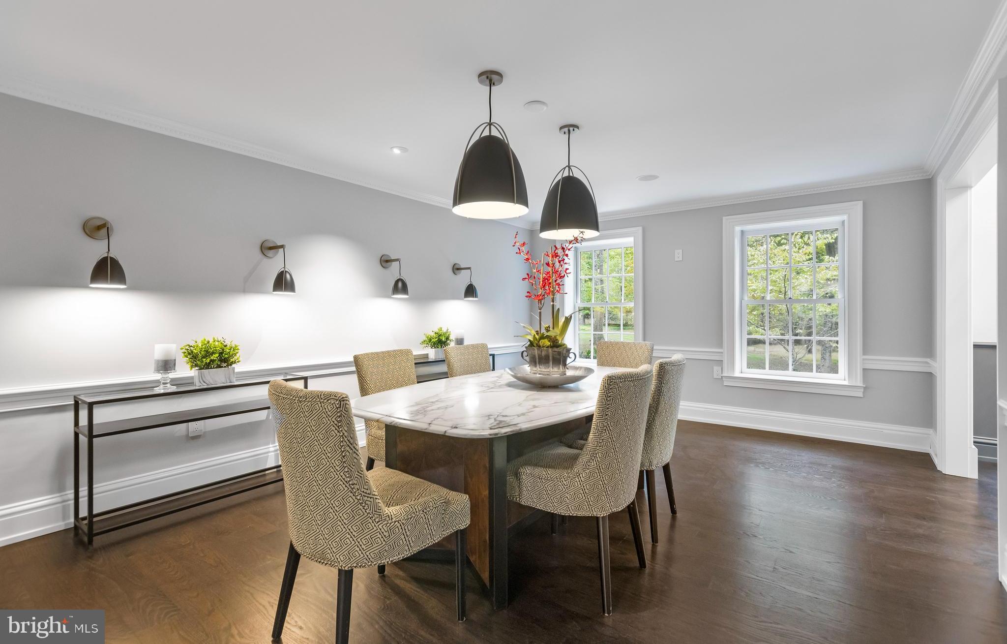 RADNOR HUNT - Residential