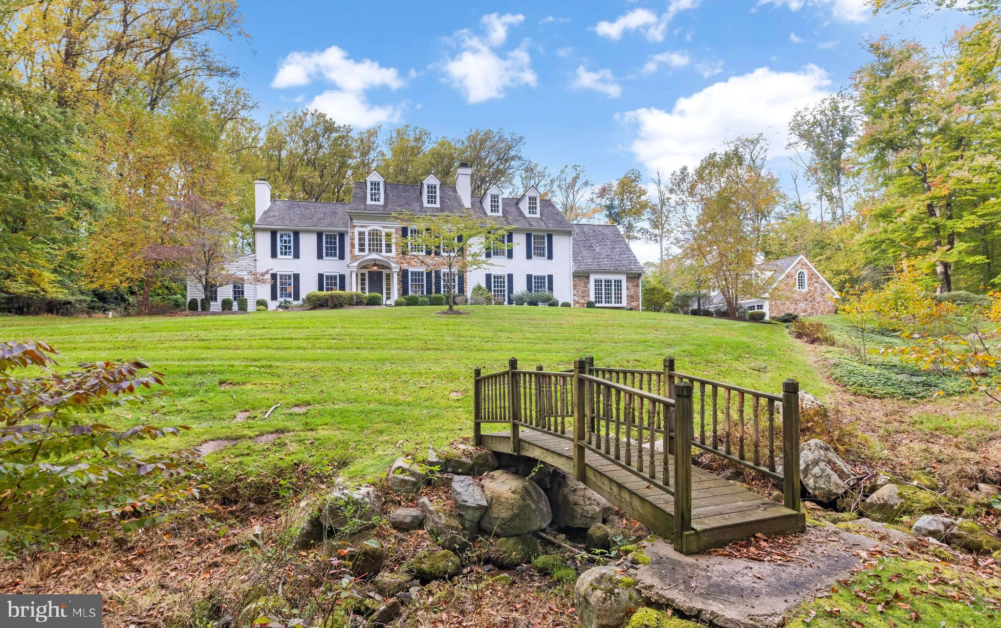 RADNOR HUNT - Residential