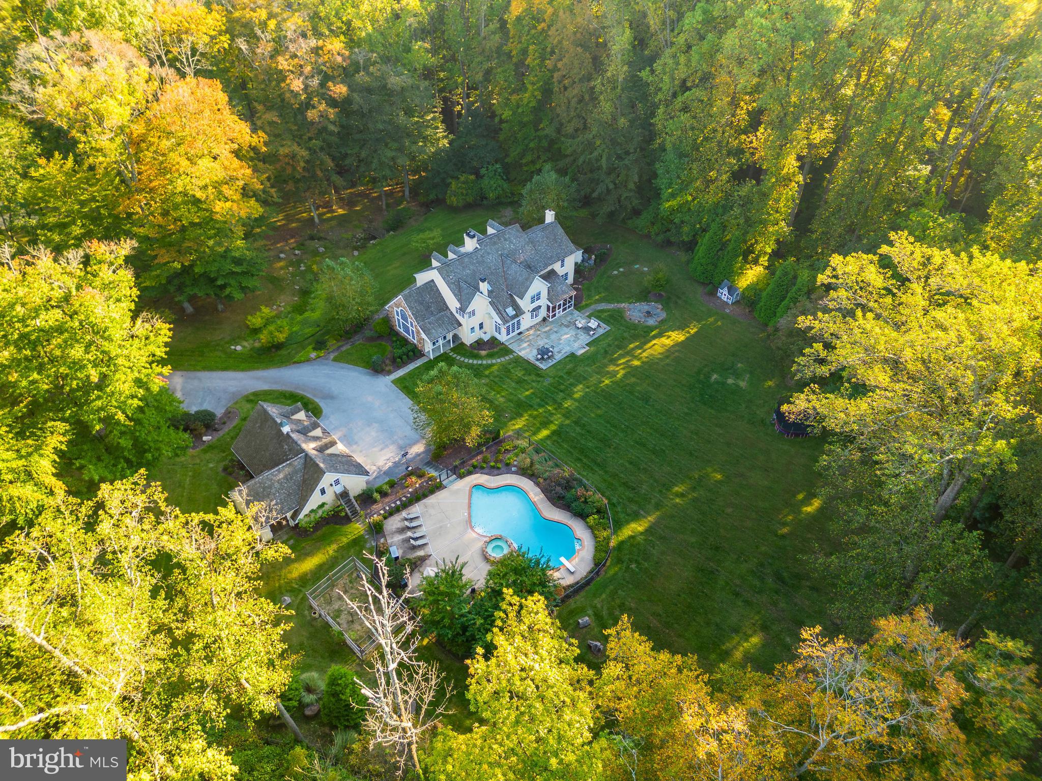 RADNOR HUNT - Residential