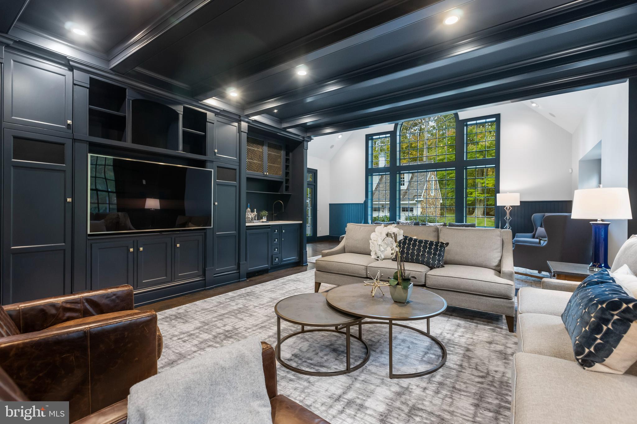 RADNOR HUNT - Residential