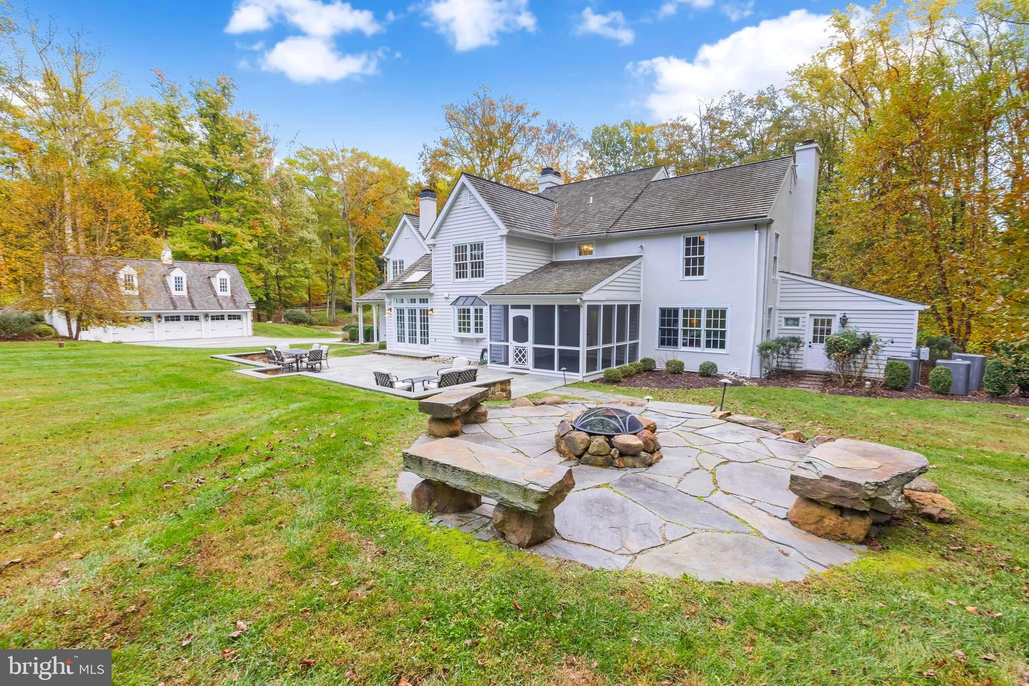 RADNOR HUNT - Residential