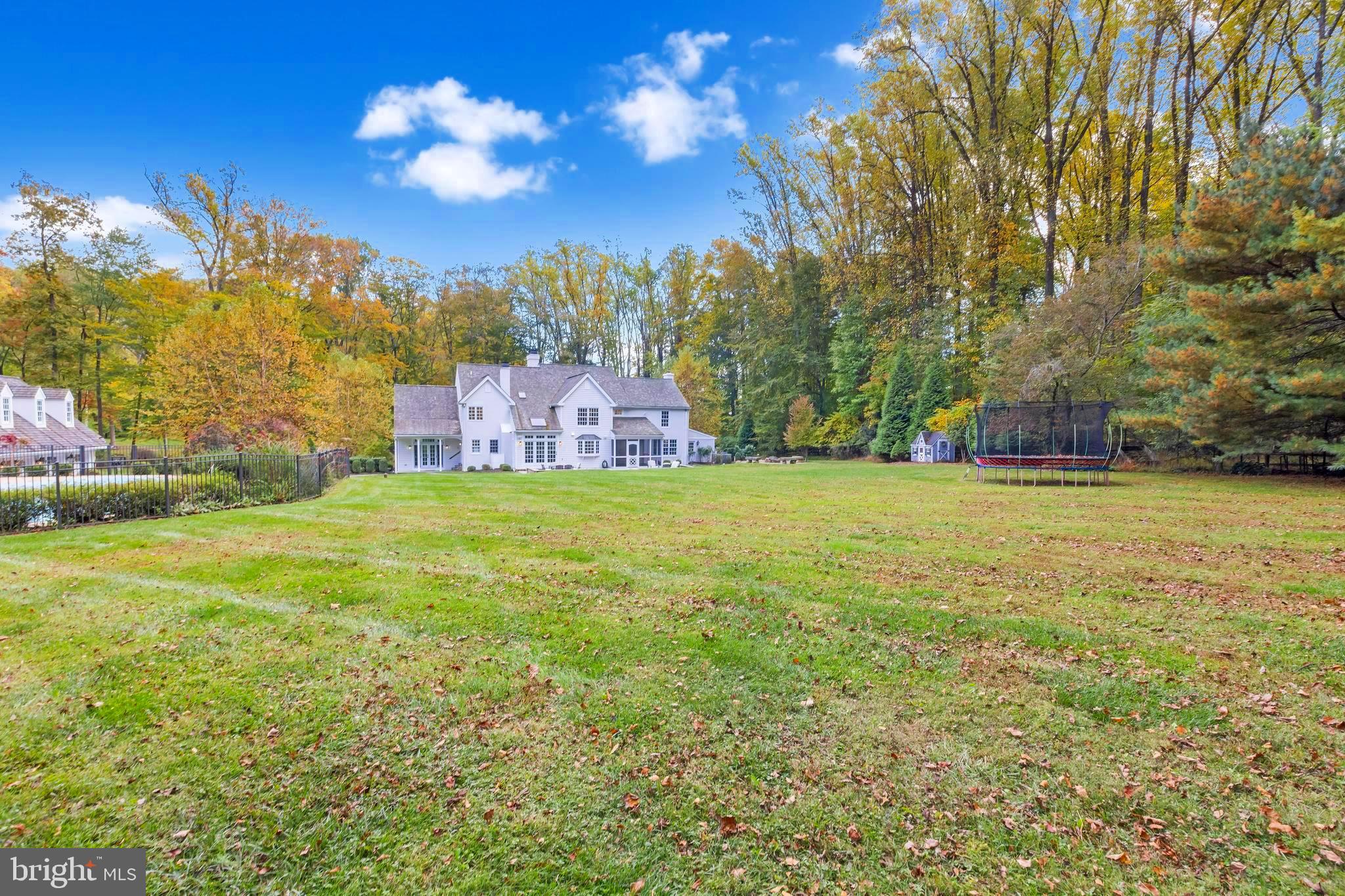 RADNOR HUNT - Residential