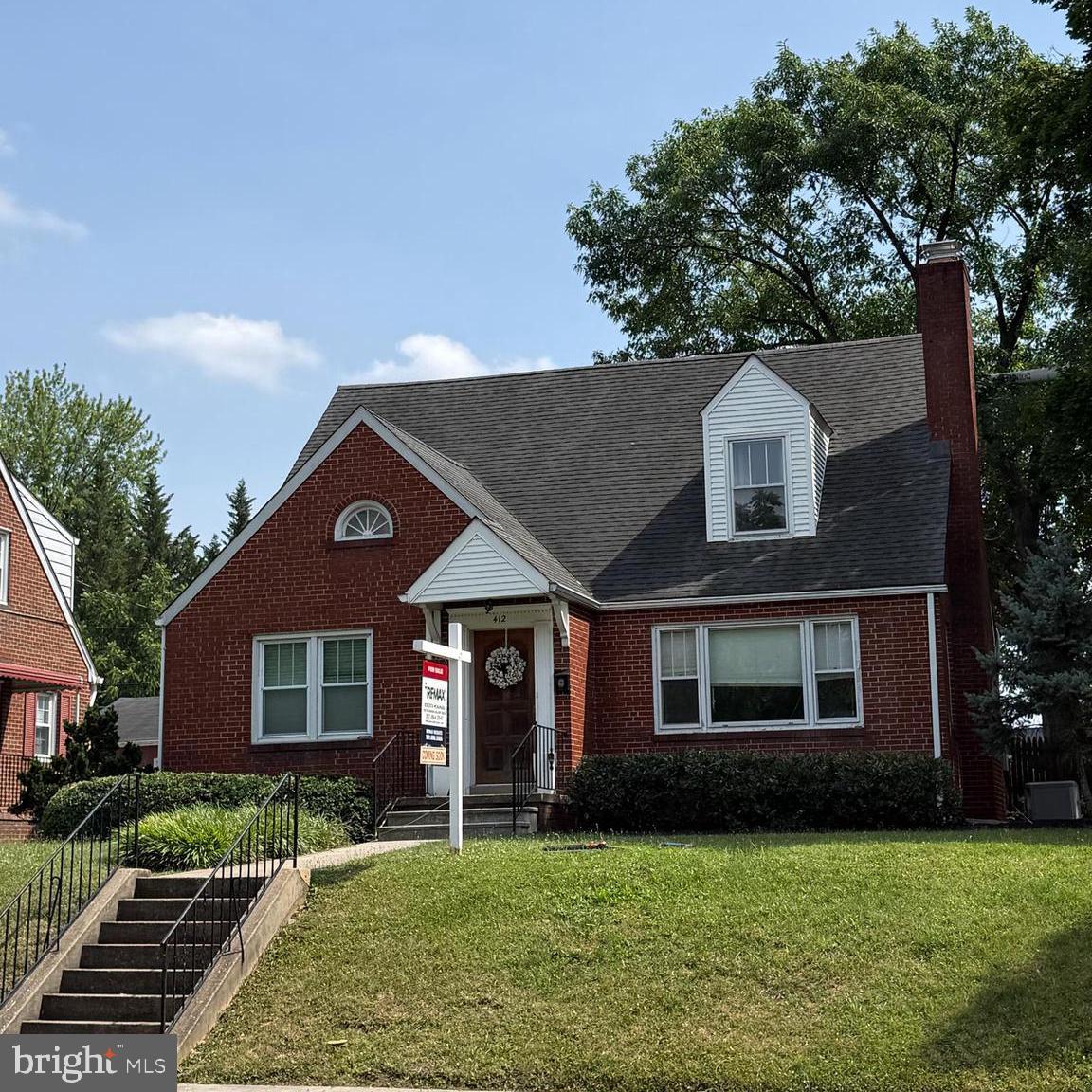 412 CARROLL PARKWAY