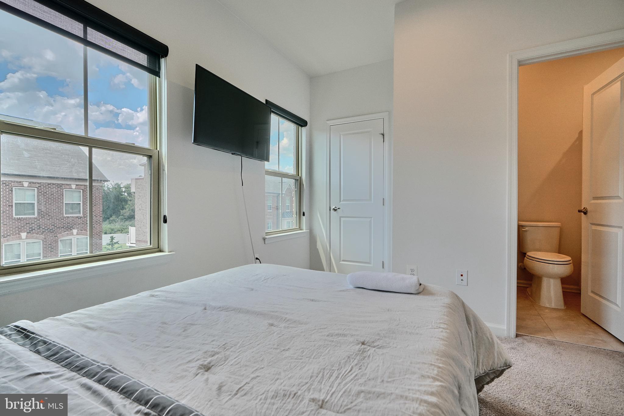 GREEKTOWN - Residential