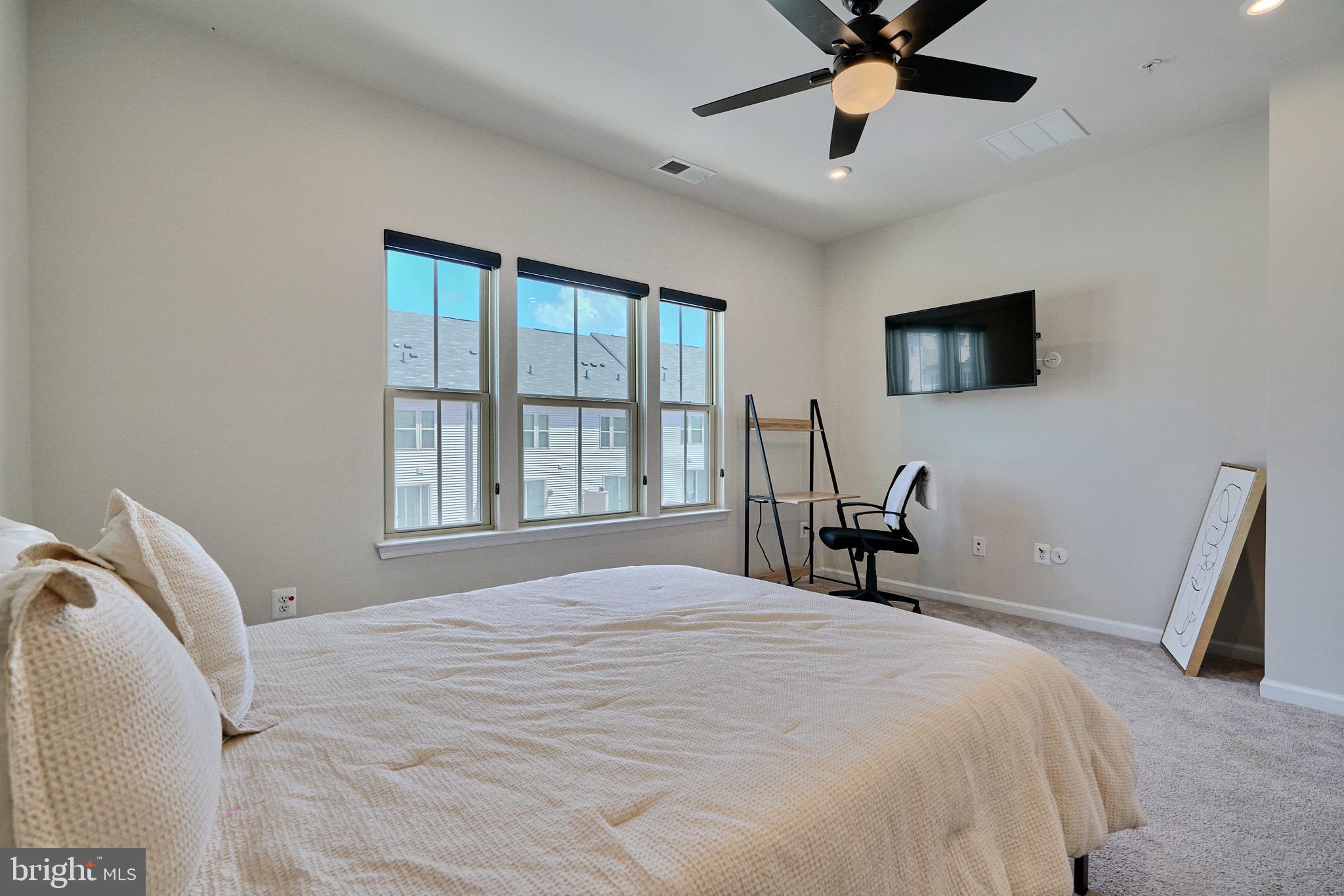 GREEKTOWN - Residential