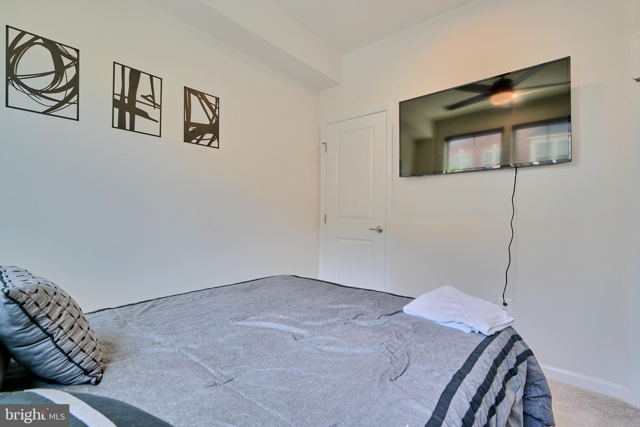 GREEKTOWN - Residential