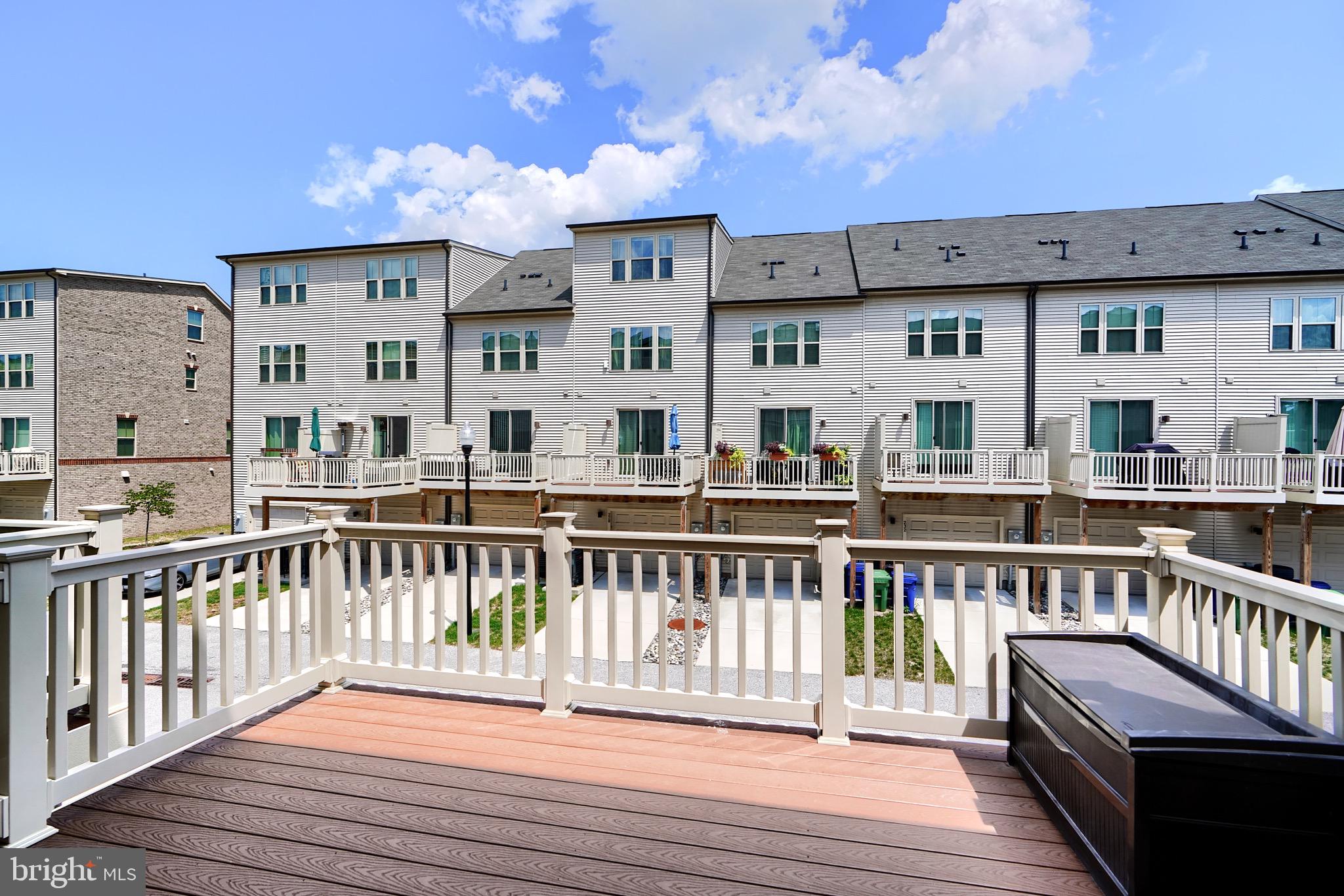 GREEKTOWN - Residential