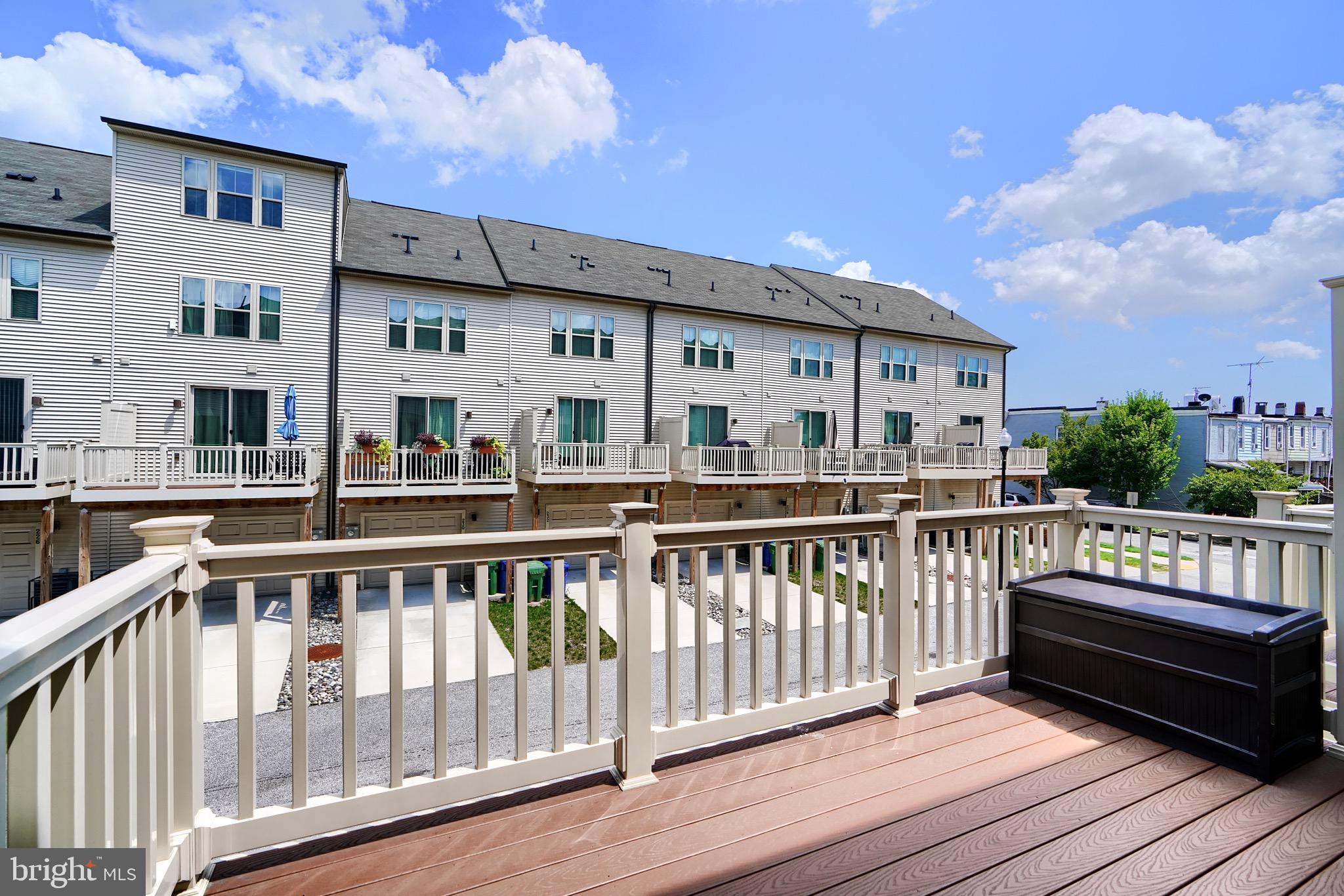 GREEKTOWN - Residential