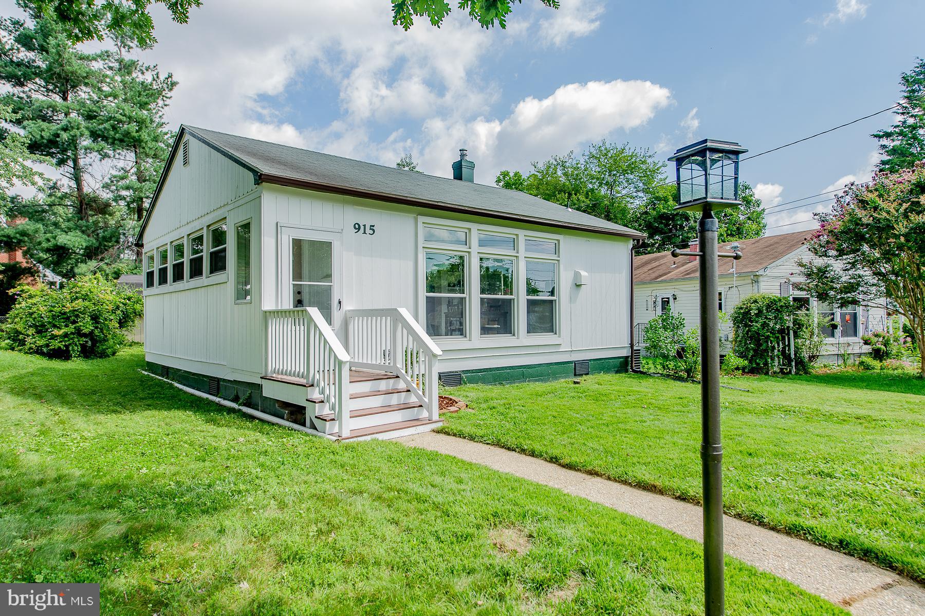 LAUREL GARDENS - Residential