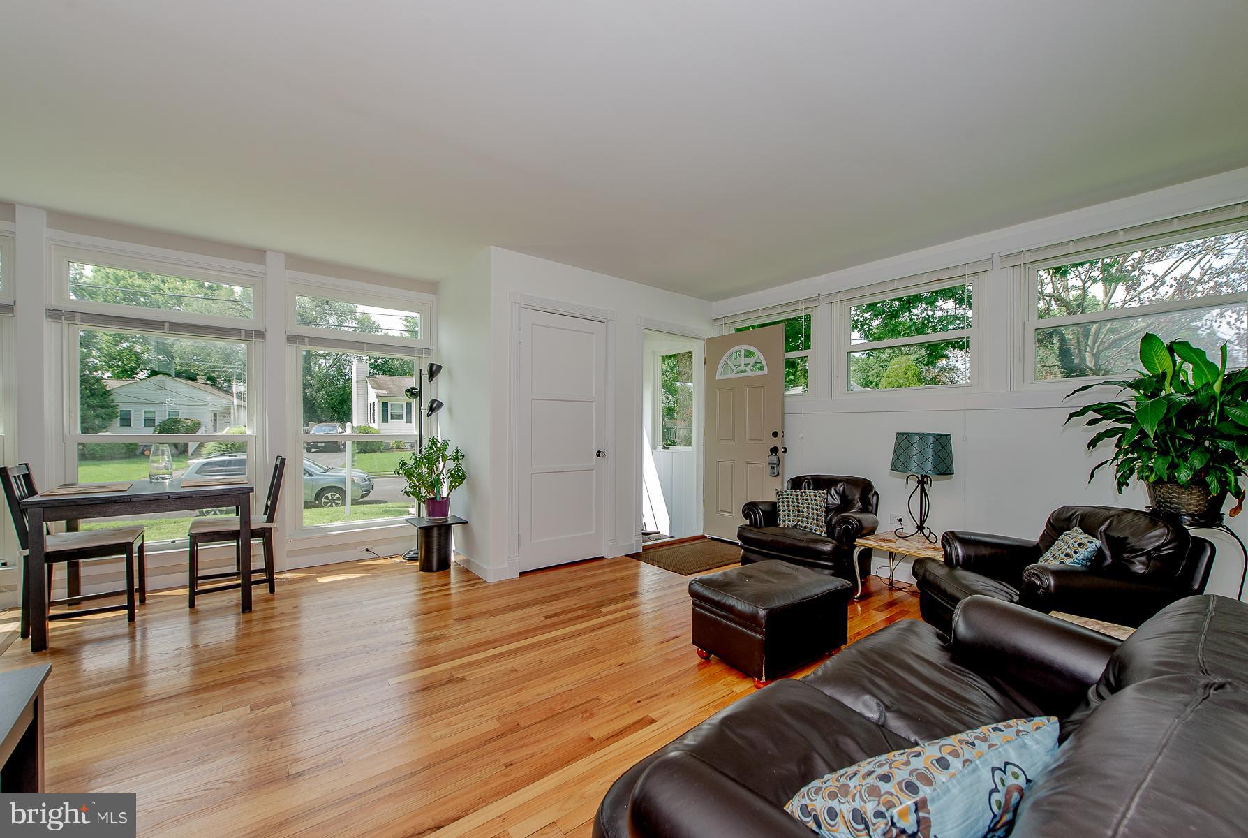 LAUREL GARDENS - Residential