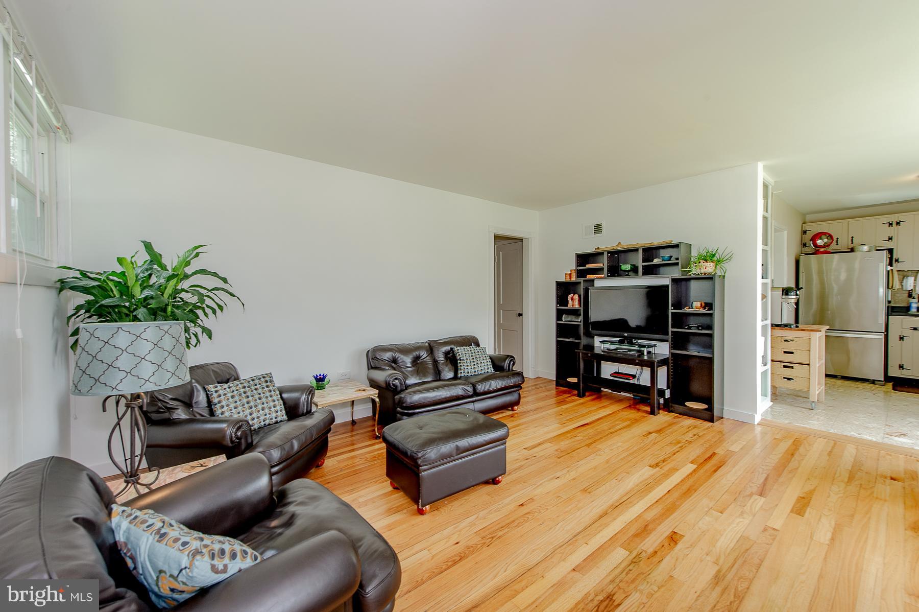 LAUREL GARDENS - Residential