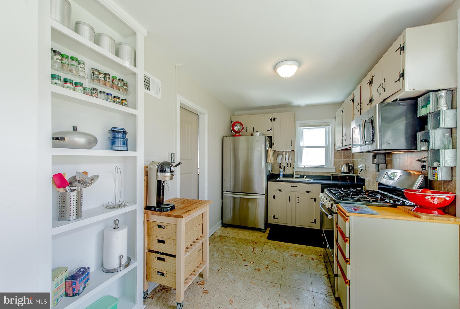 LAUREL GARDENS - Residential