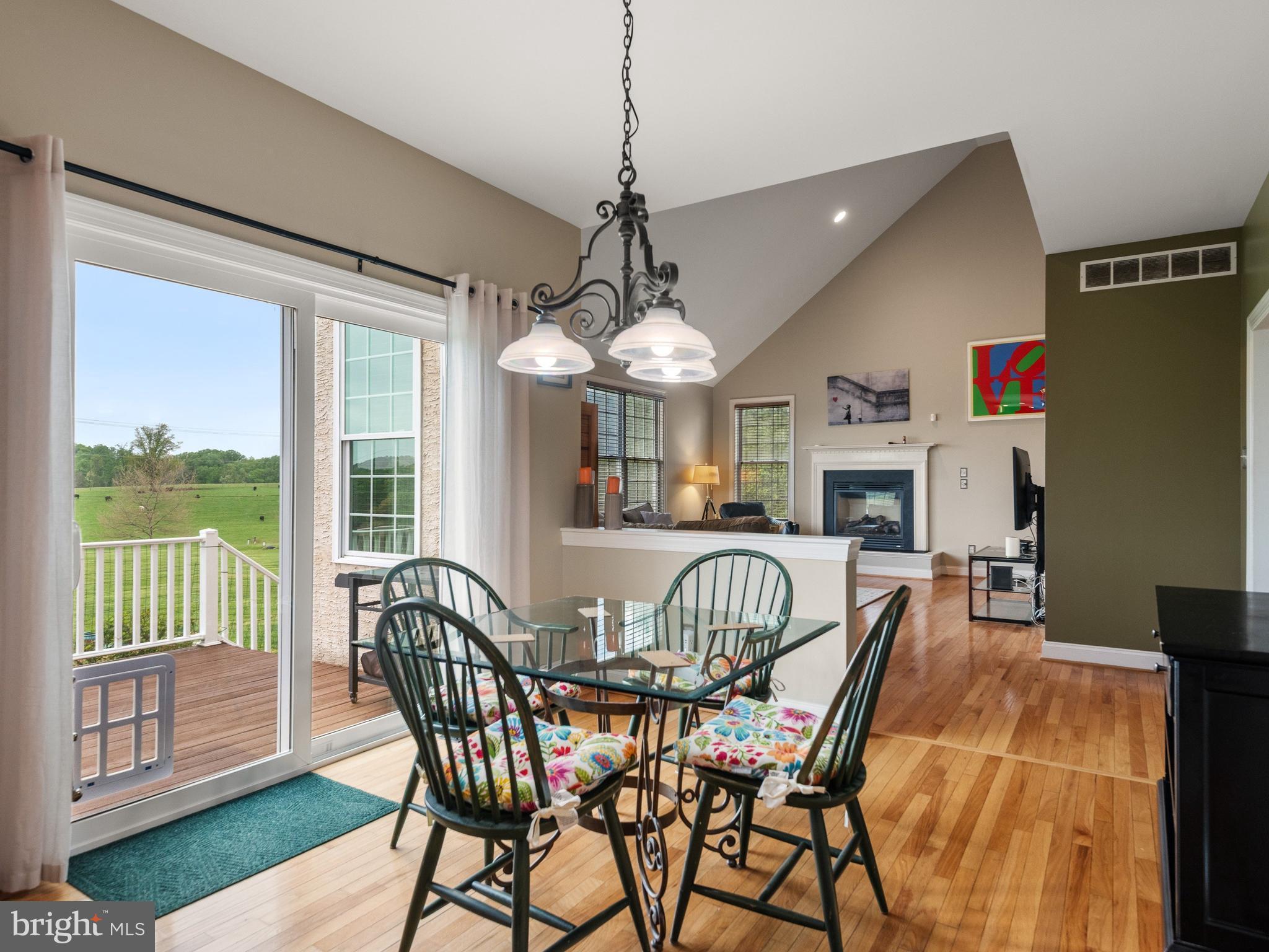 FRANKLIN CHASE - Residential