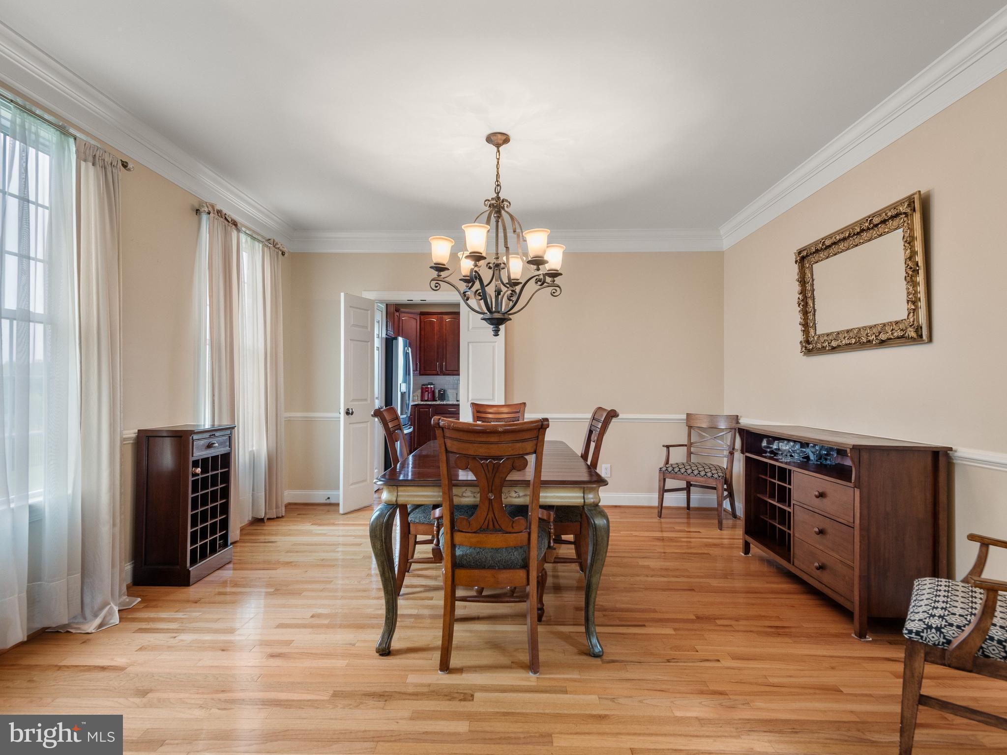 FRANKLIN CHASE - Residential