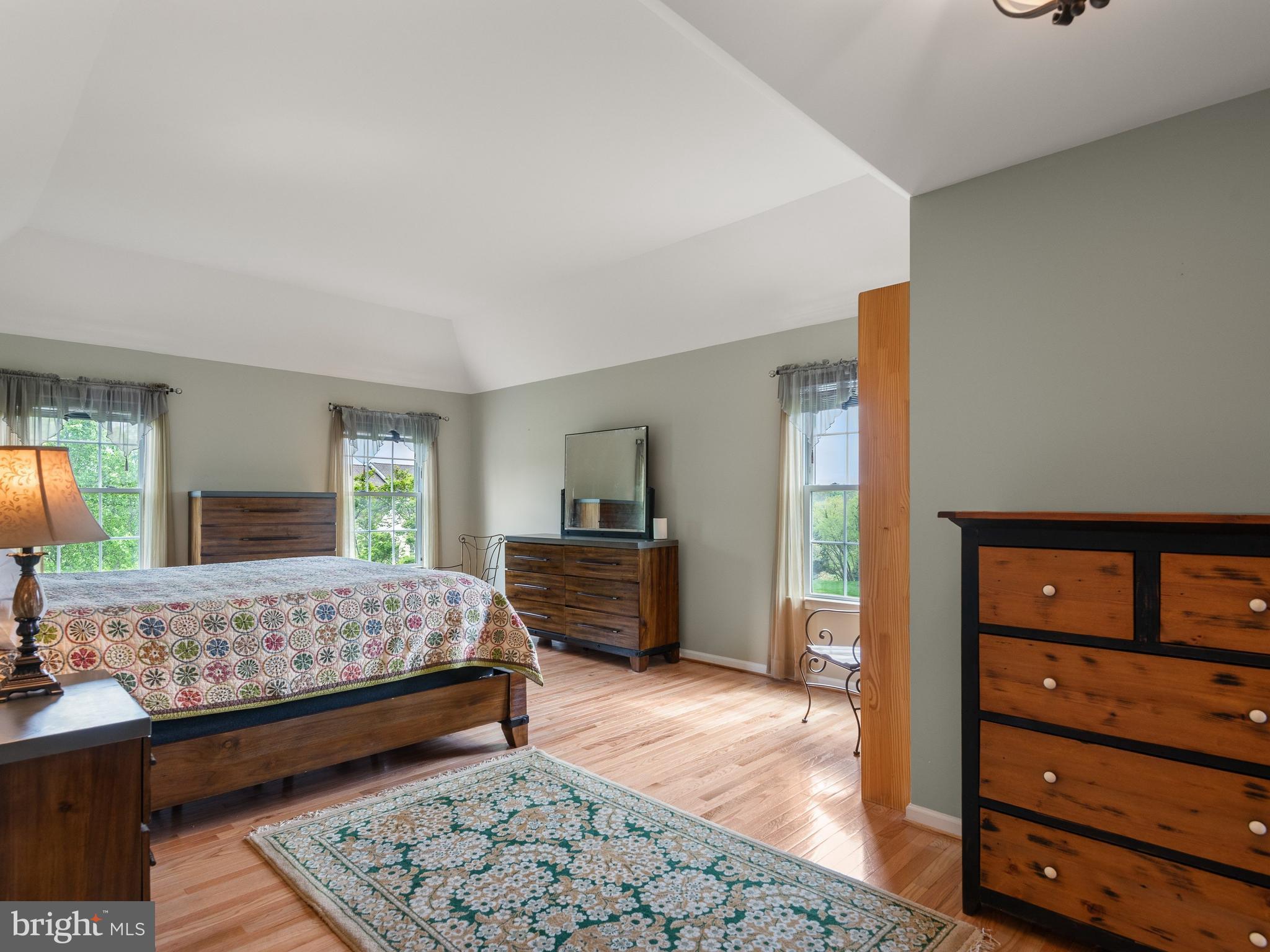 FRANKLIN CHASE - Residential