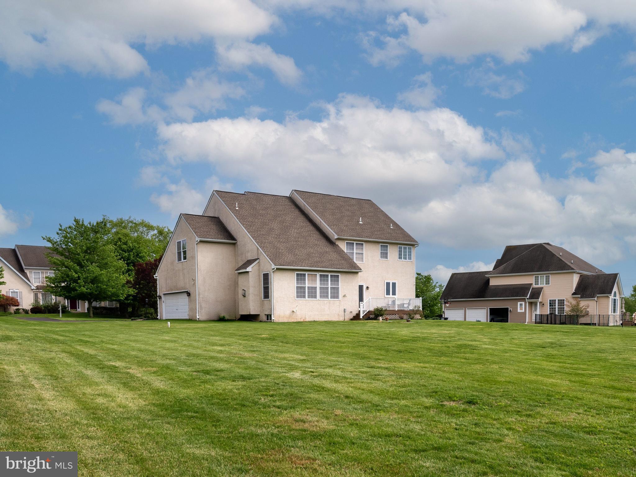 FRANKLIN CHASE - Residential