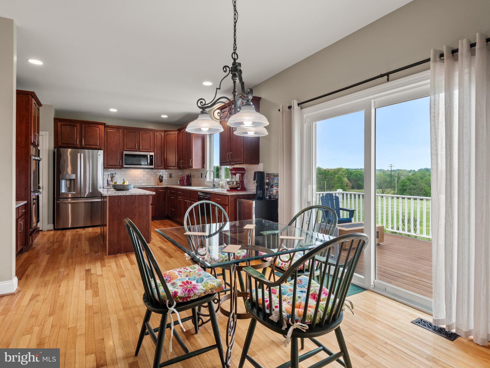 FRANKLIN CHASE - Residential