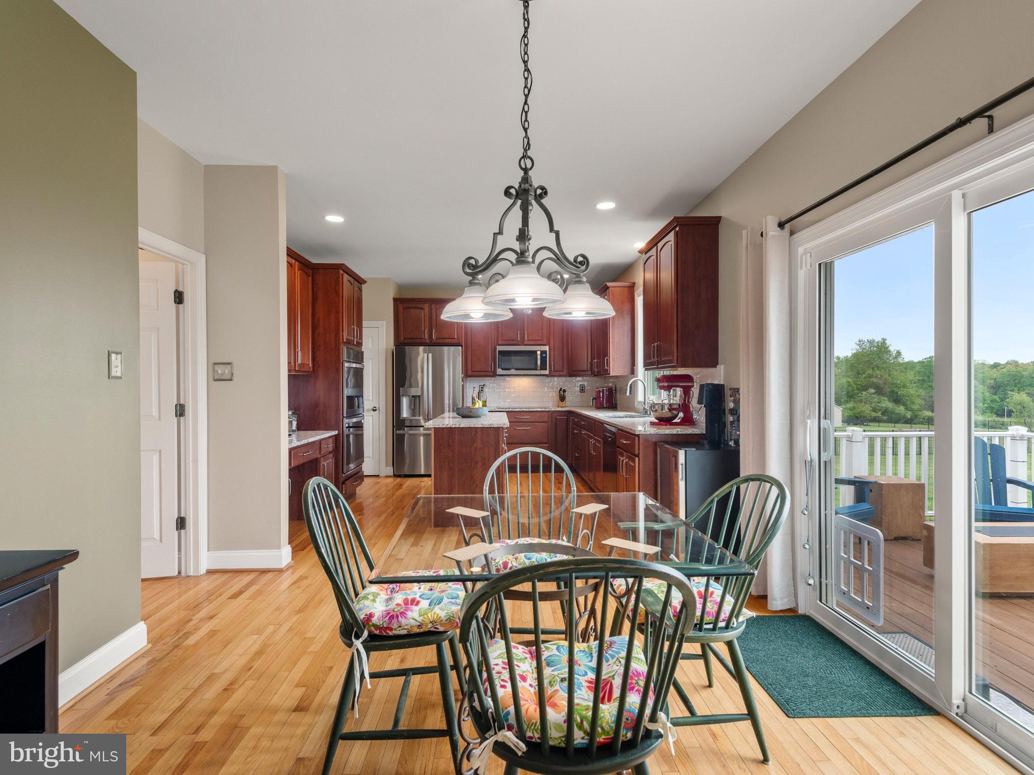 FRANKLIN CHASE - Residential