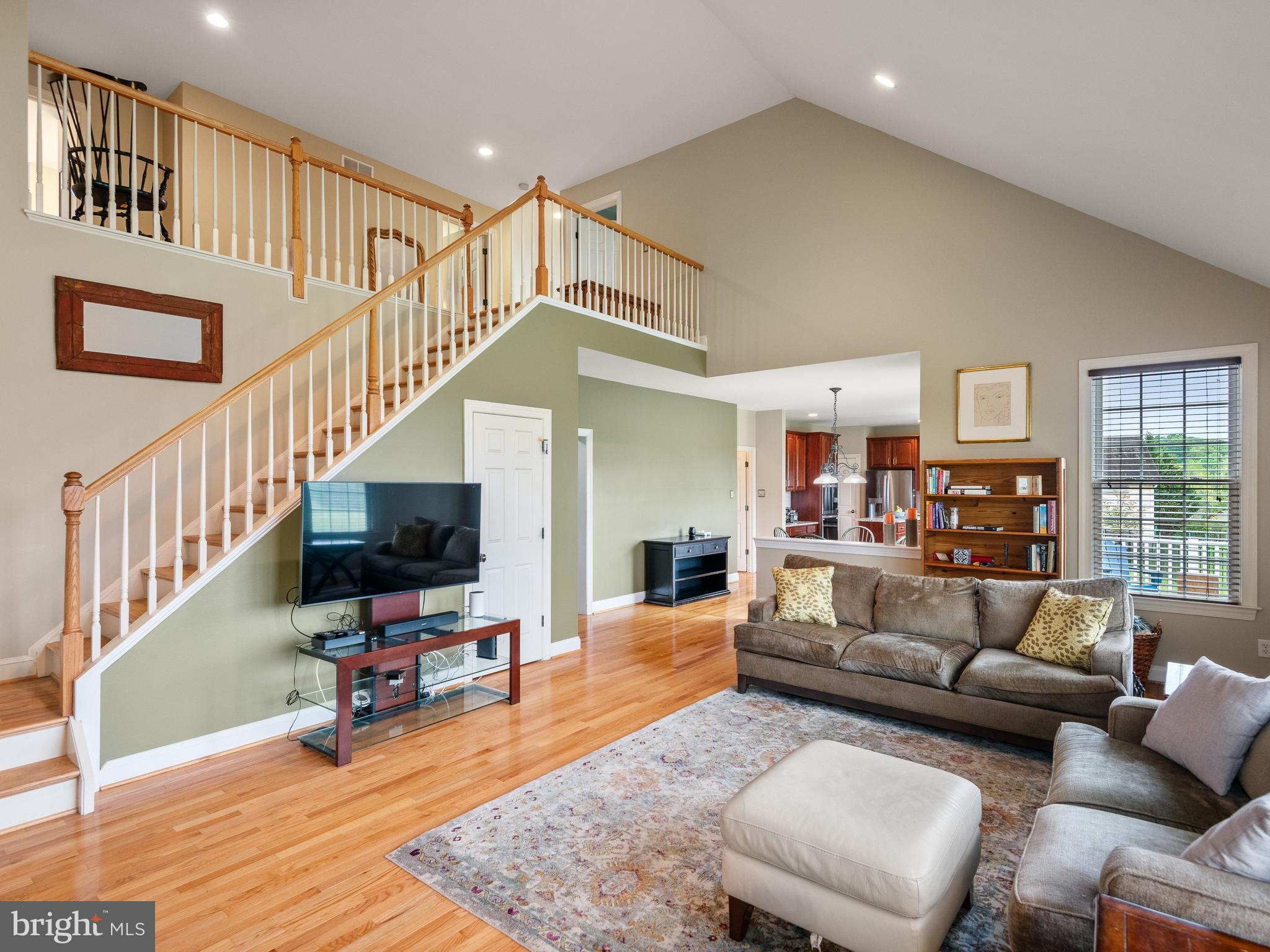 FRANKLIN CHASE - Residential
