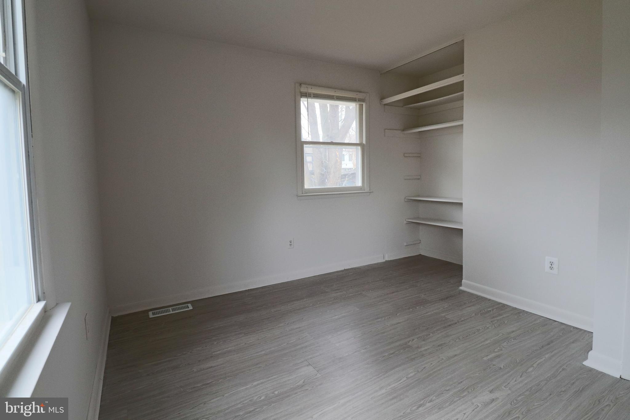 EASTPORT - Residential