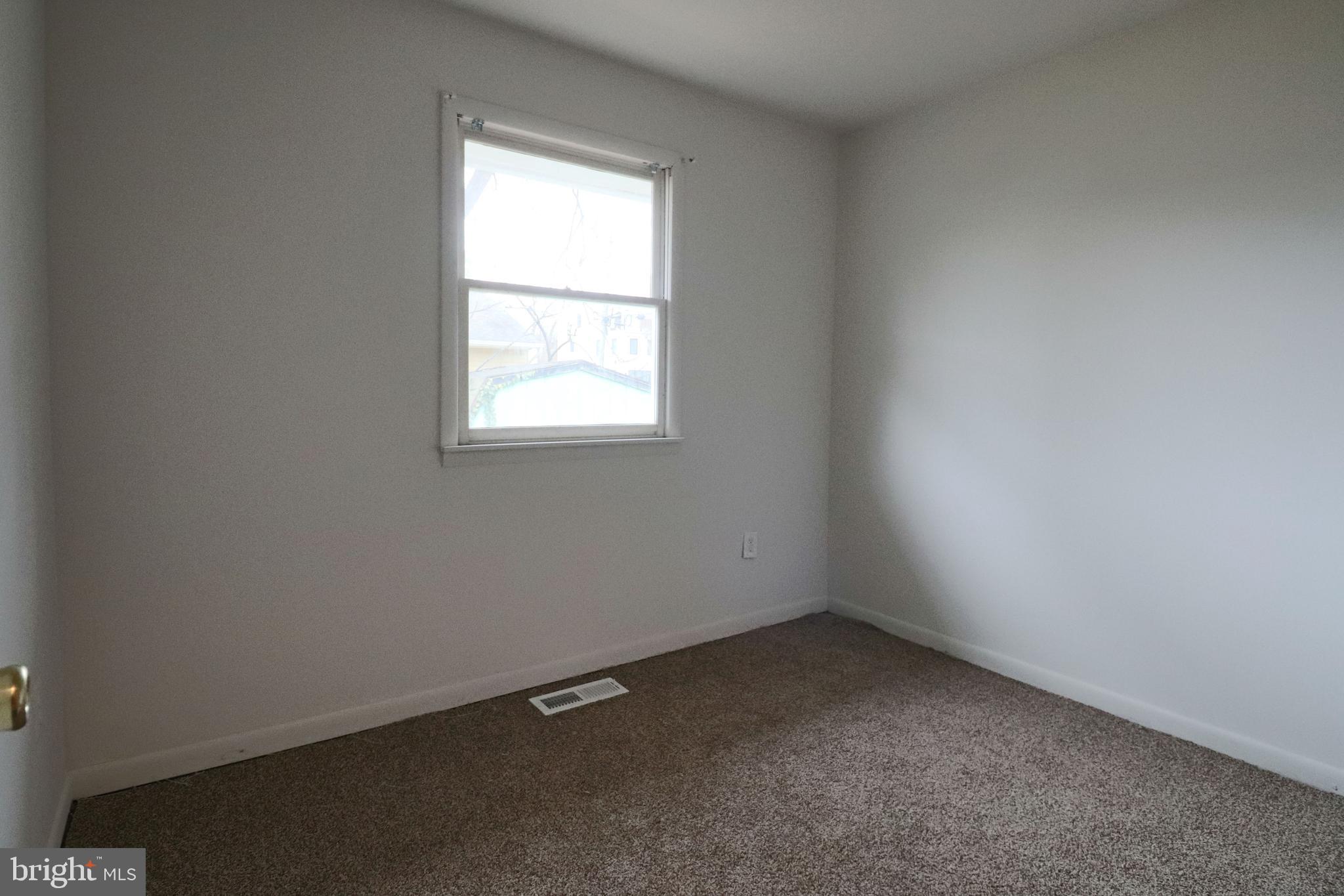 EASTPORT - Residential