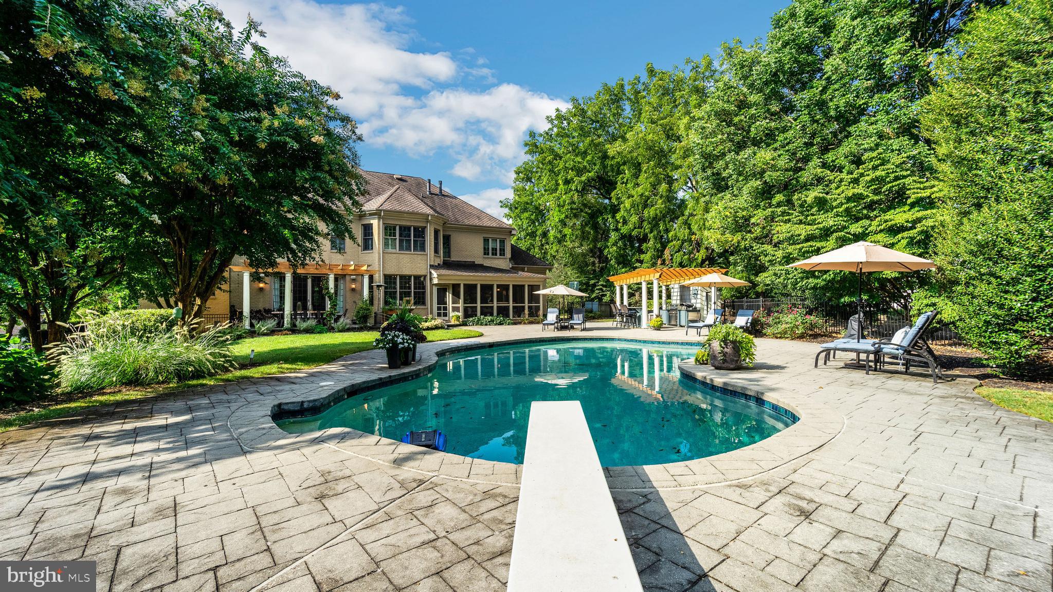 GLENANGUS - Residential