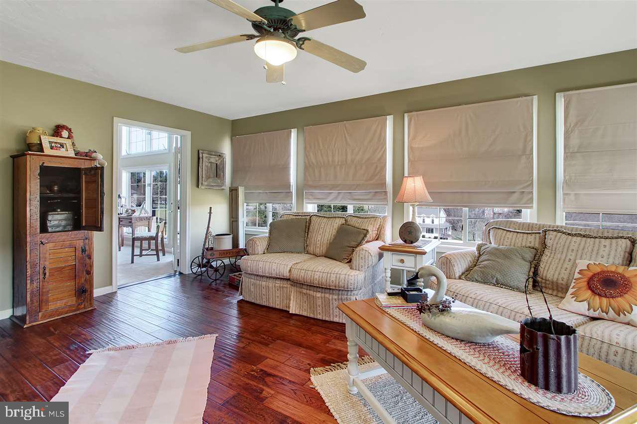 MARBURG LANDING - Residential