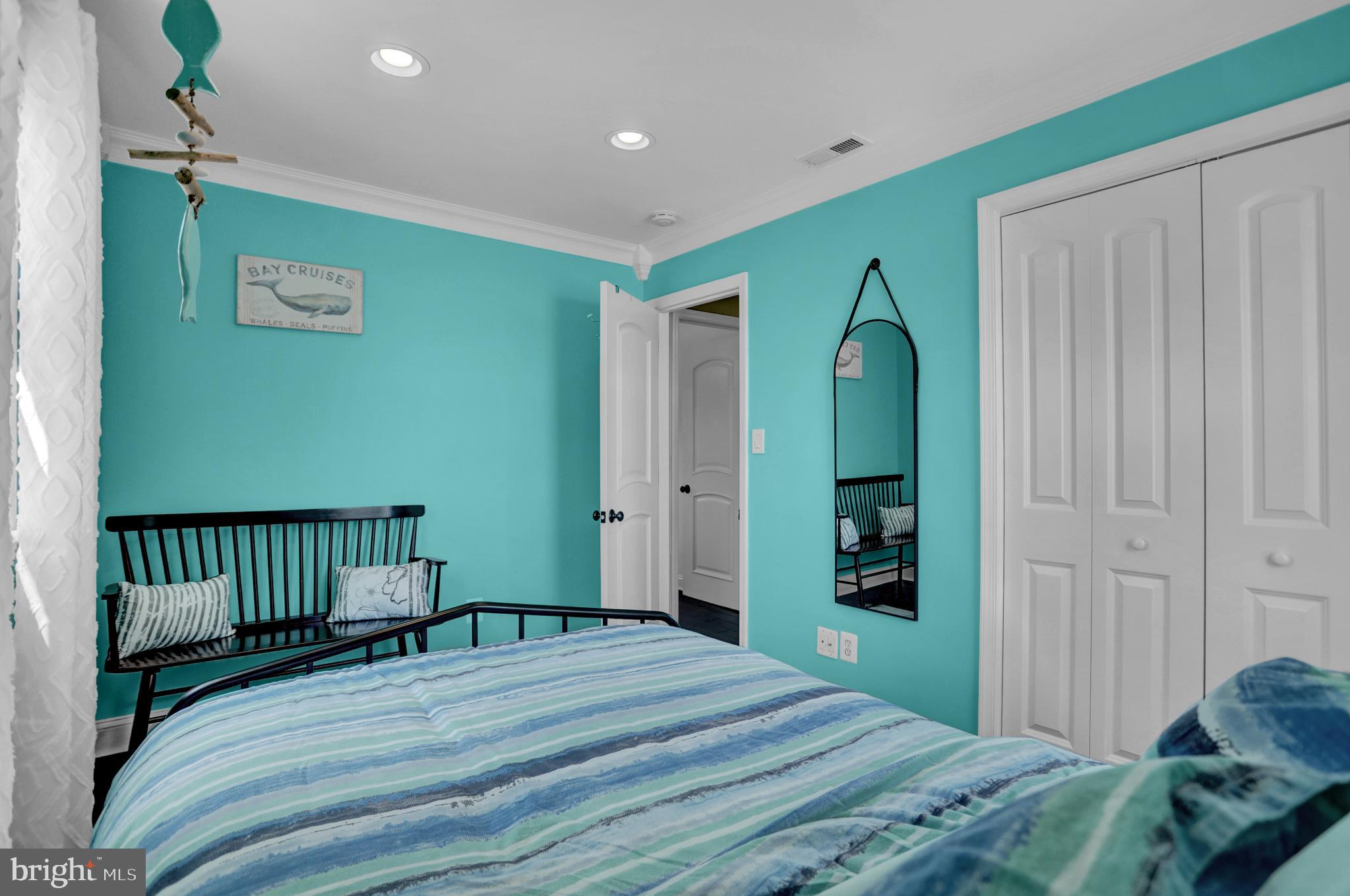 LONG BAR HARBOR - Residential